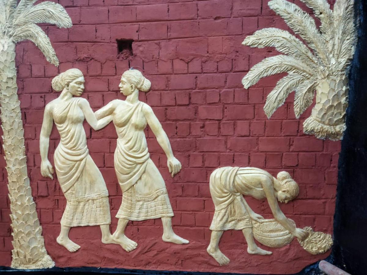 Raktokorobi Karu Gram Hotel Sri Niketan Buitenkant foto