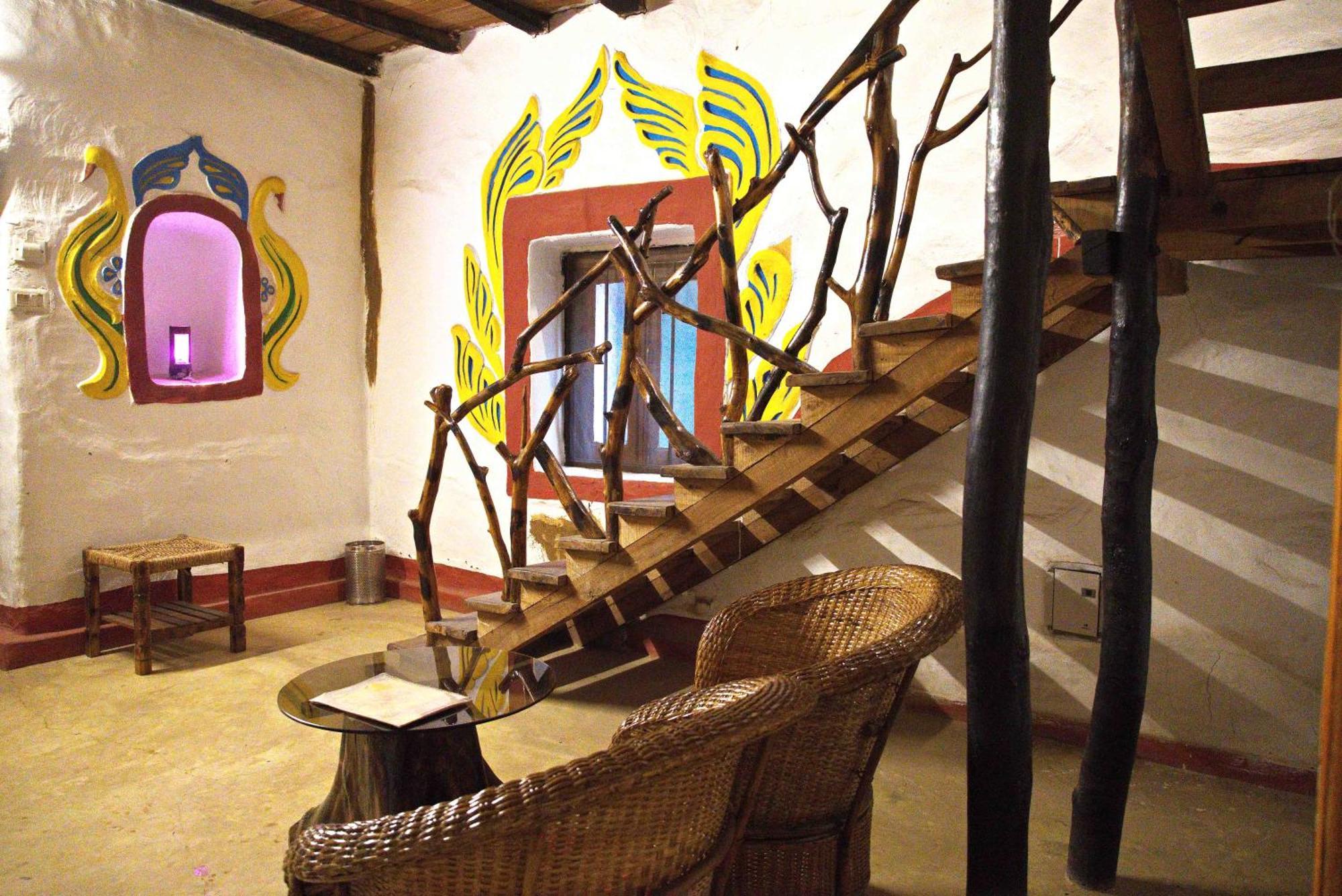 Raktokorobi Karu Gram Hotel Sri Niketan Buitenkant foto